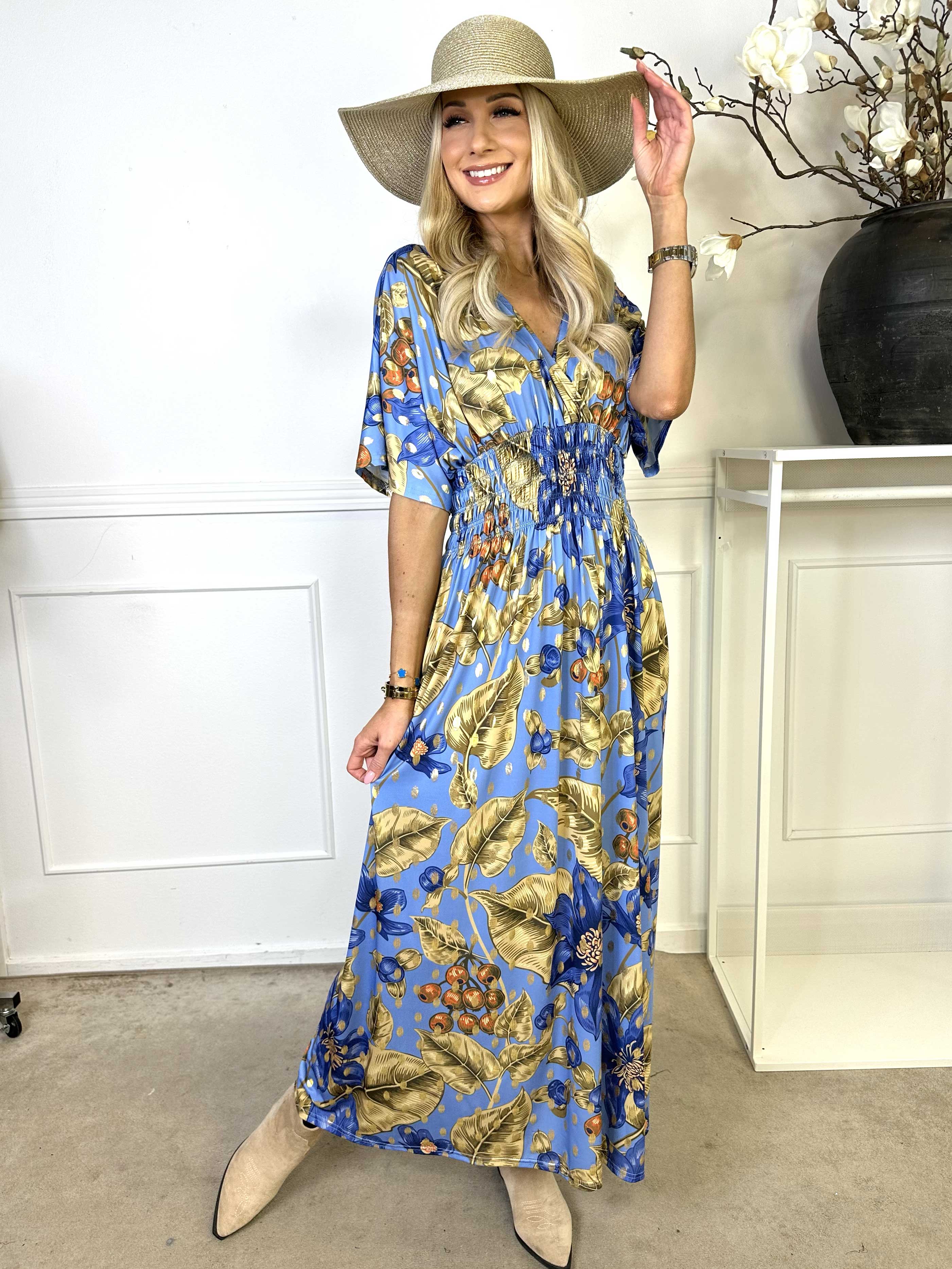 Pams Berry - Lång elastisk klänning med smockad midja